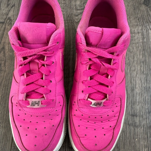 Nike Women’s Air Force 1 '07 Essential Laser Fuchsia - Picture 6 of 9
